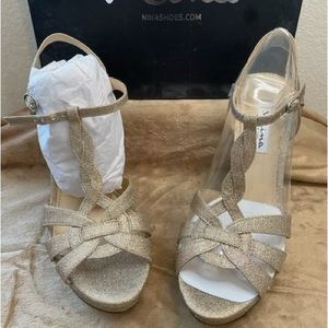 Nina Marzia-YF Gold Glitter Heels